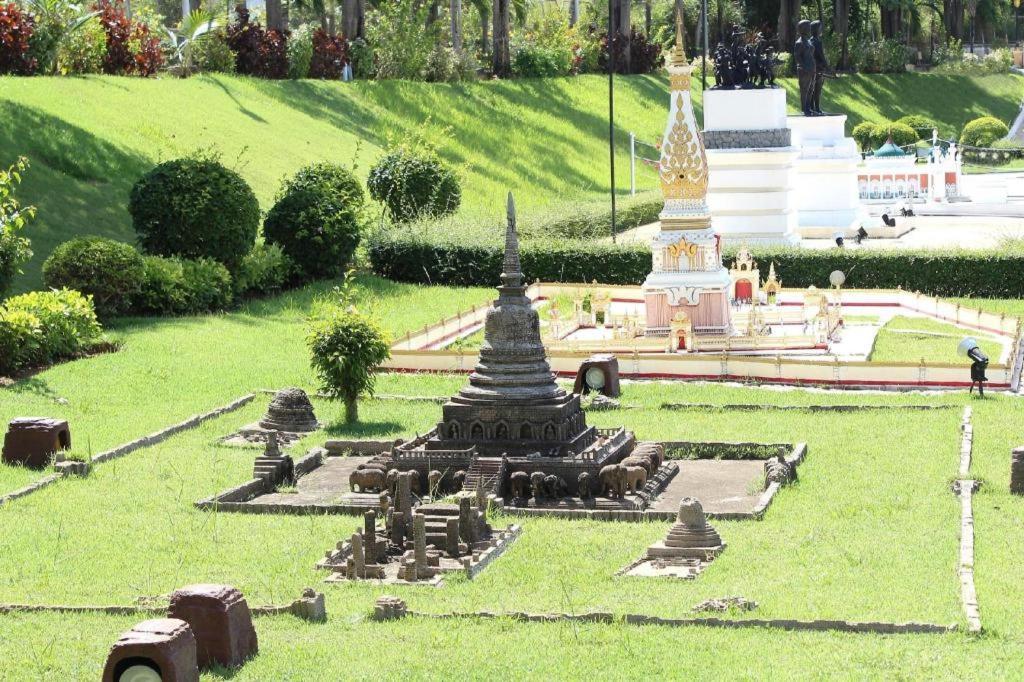 Bua Tara Resort Nong Prue Ngoại thất bức ảnh