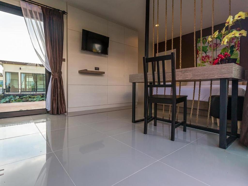 Bua Tara Resort Nong Prue Ngoại thất bức ảnh