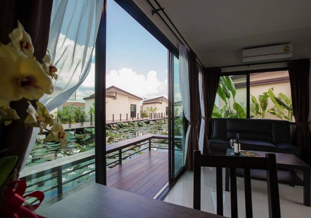 Bua Tara Resort Nong Prue Ngoại thất bức ảnh