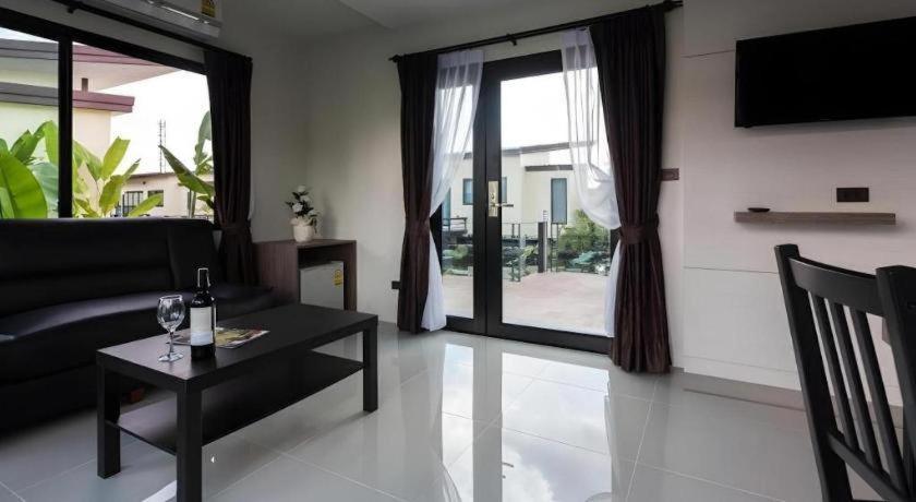 Bua Tara Resort Nong Prue Ngoại thất bức ảnh