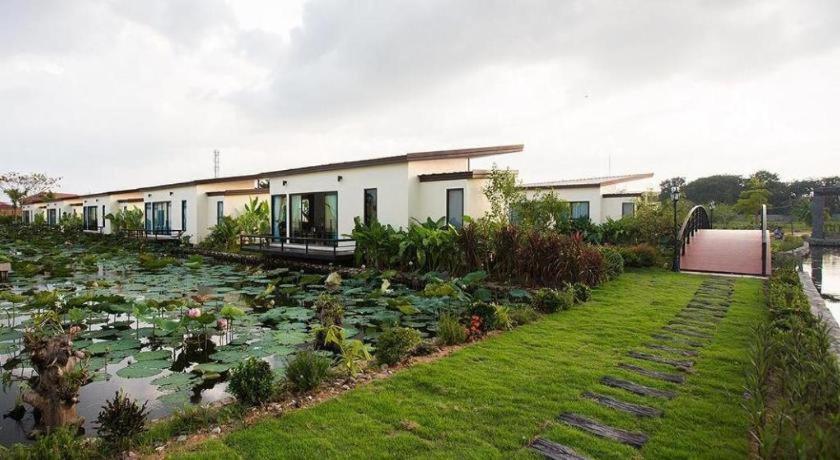 Bua Tara Resort Nong Prue Ngoại thất bức ảnh