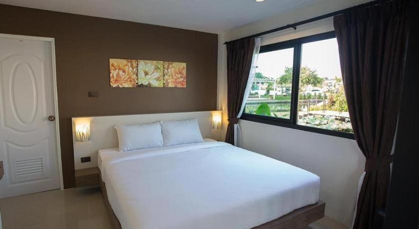 Bua Tara Resort Nong Prue Ngoại thất bức ảnh